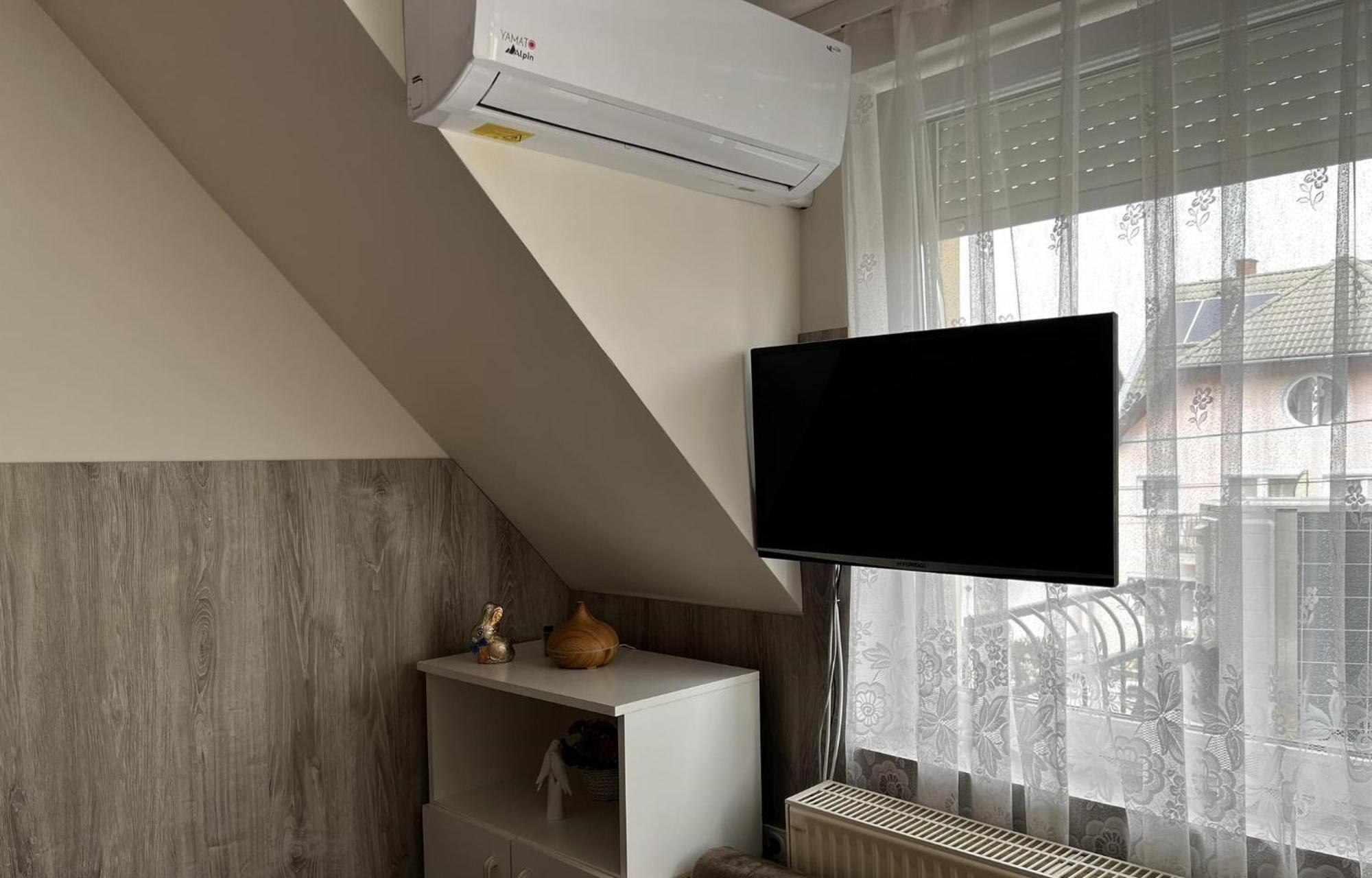 Apartment Révész Harkány Esterno foto