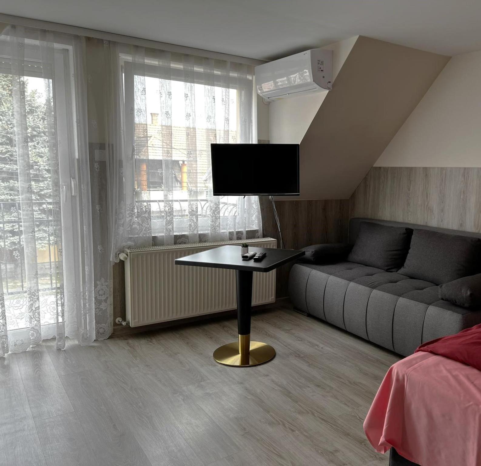 Apartment Révész Harkány Esterno foto